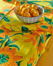 Load image into Gallery viewer, KIP &amp; Co. Passiona Linen Tablecloth (Round)