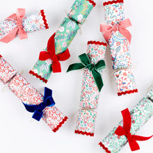 Load image into Gallery viewer, Meri Meri X Liberty Velvet Bow Crackers (Pack 6)