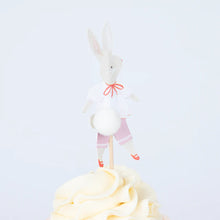 Load image into Gallery viewer, Animal Friends Cupcake Kit (Pack of 24 toppers)