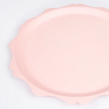 Load image into Gallery viewer, Pink Decorative Edge Compostable Dinner Plates (Pack 8)