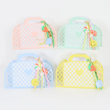 Load image into Gallery viewer, Meri Meri Charm Party Party Bags (Pack of 8)