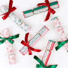 Load image into Gallery viewer, Meri Meri Toile De Jouy Crackers (Pack of 6)