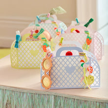 Load image into Gallery viewer, Meri Meri Charm Party Party Bags (Pack of 8)