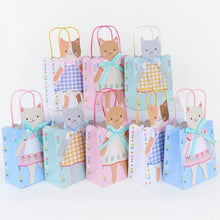 Load image into Gallery viewer, Meri Meri Kitten Club Party Bags (Pack of 8)
