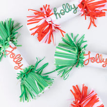Load image into Gallery viewer, Christmas Crackers Jolly Holly Fringe Crackers (Pack 6)