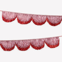 Load image into Gallery viewer, Meri Meri Gold Tinsel Scallop Garland