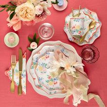 Load image into Gallery viewer, Vintage Floral Large Napkins (Pack 16)